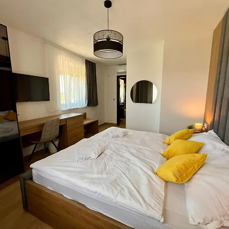 Adda Apartment *